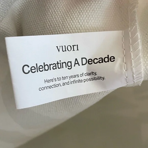 VUORI NWT Cream Tote Bag. Limited Edition “Celebrating a Decade”. - Picture 7 of 10